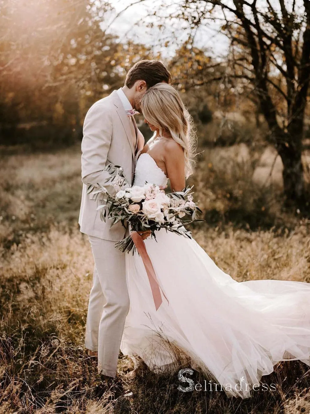 A-line Sweetheart Lace Rustic Wedding Dresses Cheap Bridal Gowns MHL2829