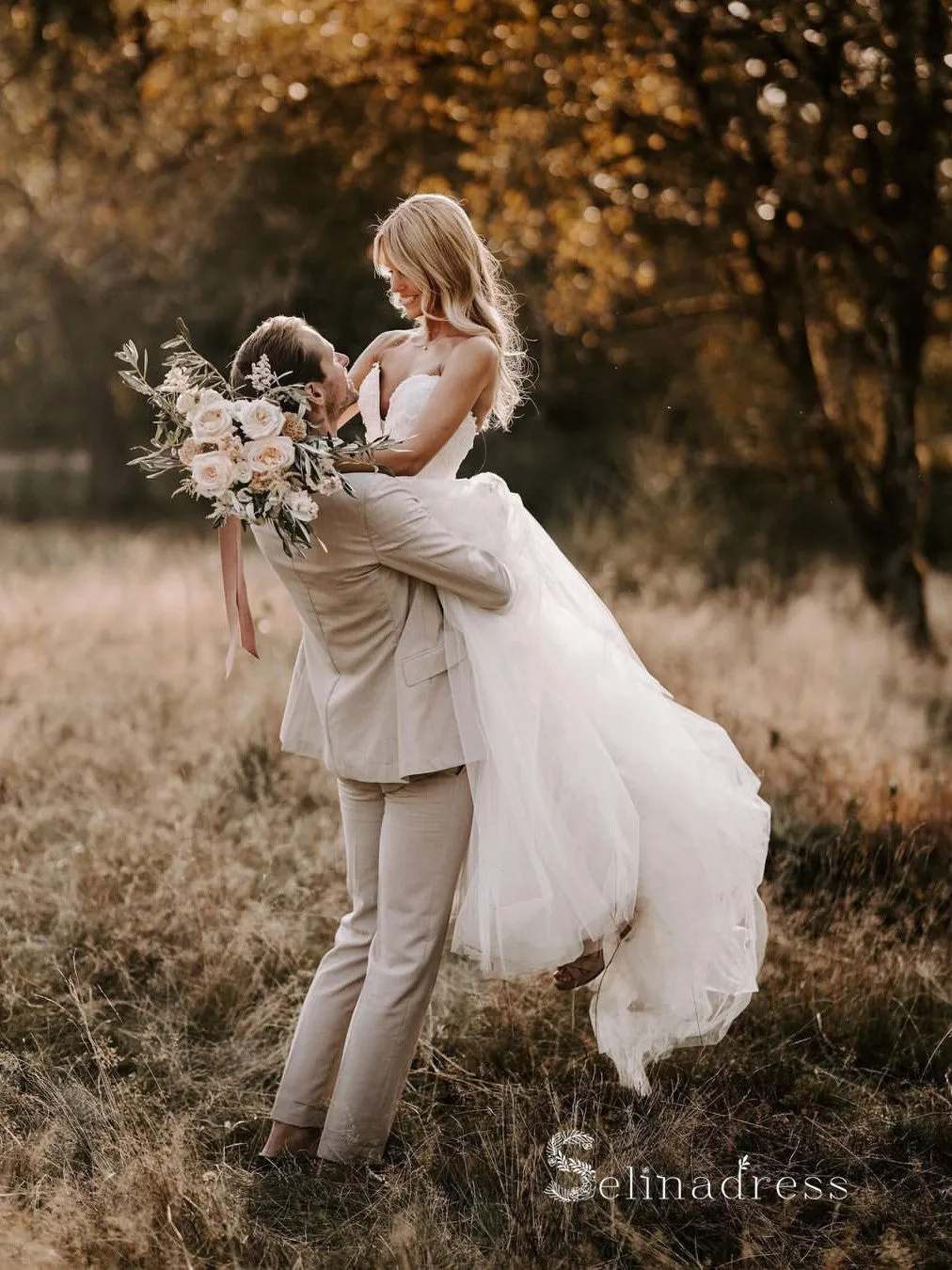 A-line Sweetheart Lace Rustic Wedding Dresses Cheap Bridal Gowns MHL2829