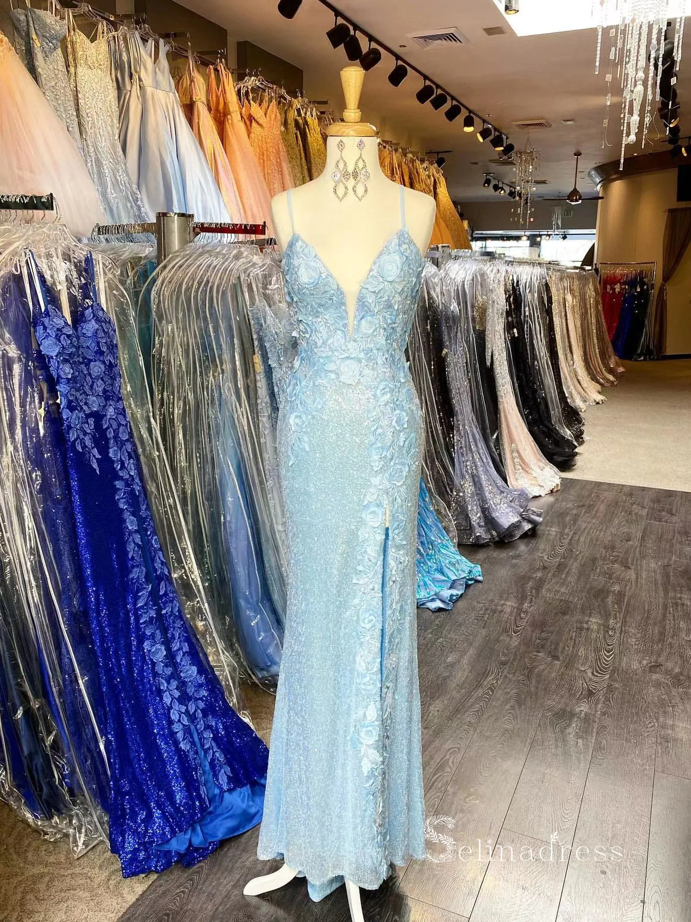 Mermaid Spaghetti Straps Sleeveless Long Prom Dresses Applique Sequins Evening Dresses MLK04882