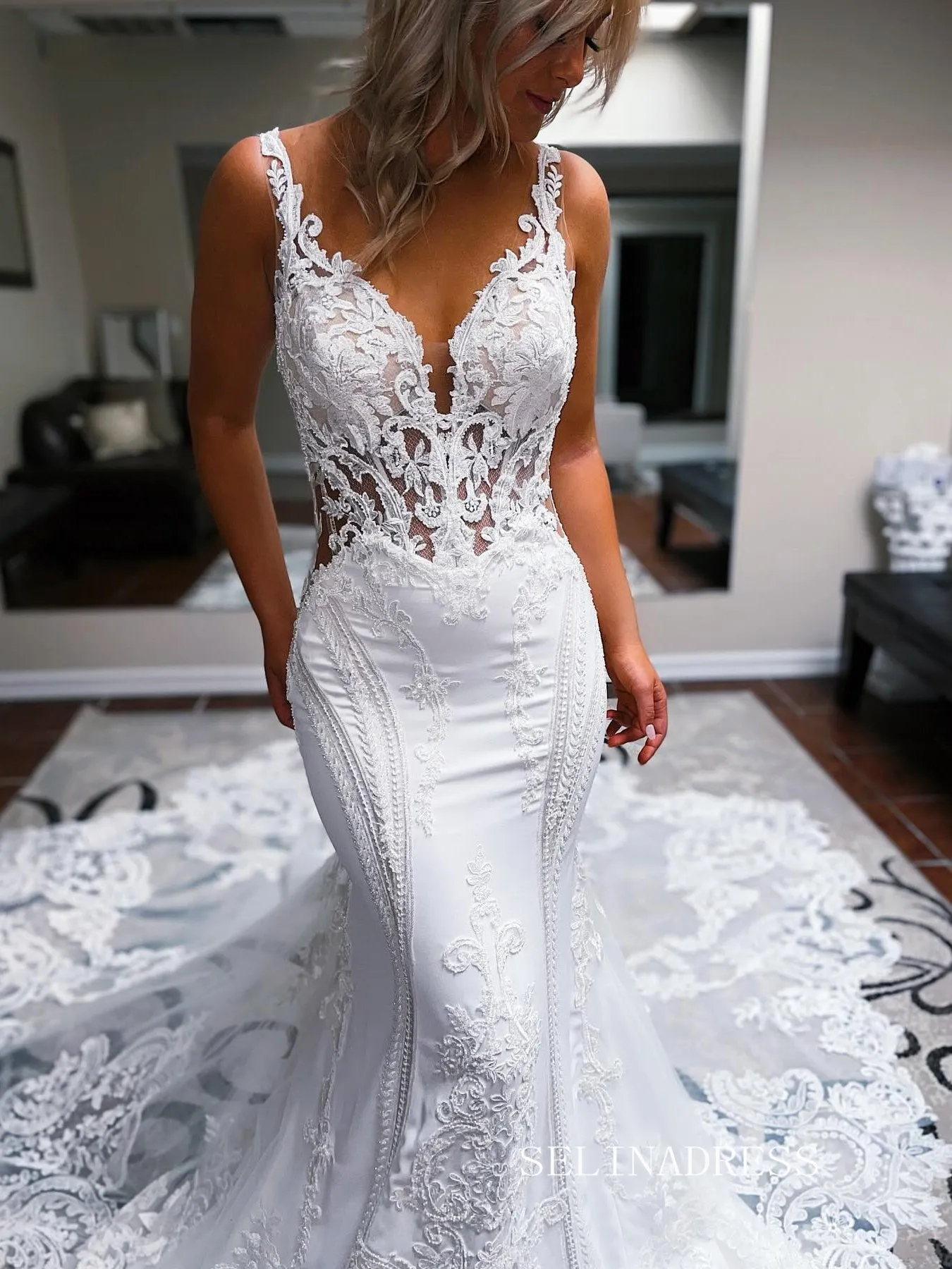 Mermaid Spaghetti Straps White Lace Wedding Dress  With Sweep Train EWR399