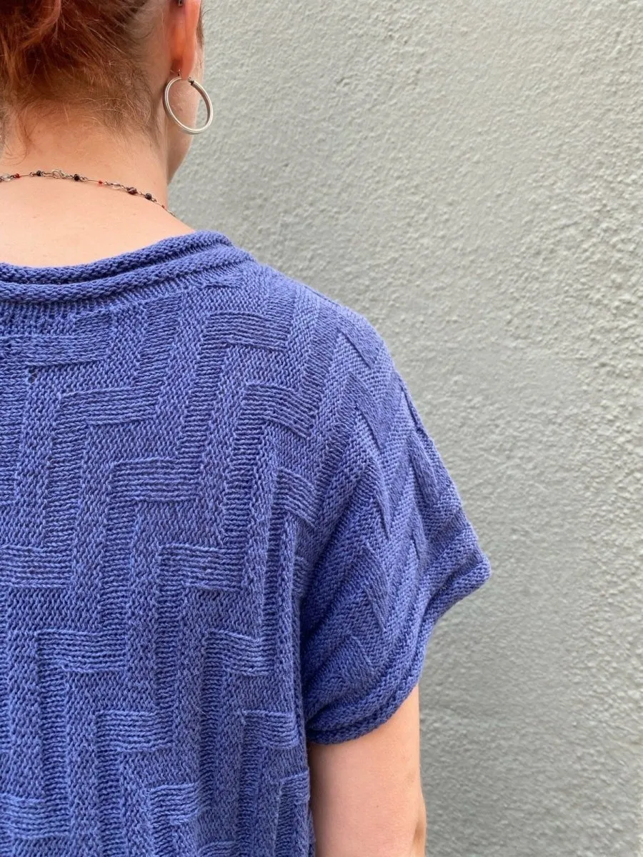 Stil blouse by Hanne Falkenberg, pattern (only sold as part of kit)